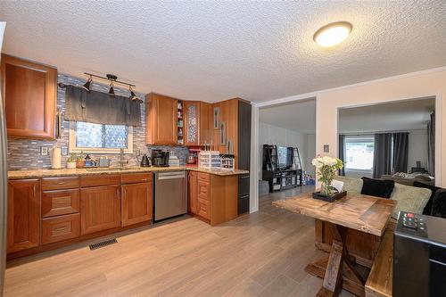 42 Sandale Drive, Winnipeg, MB 