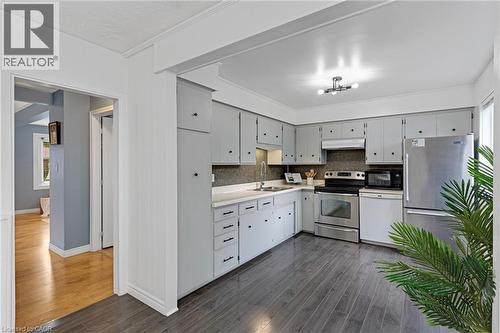 66 Sherwood Avenue, Kitchener, ON 