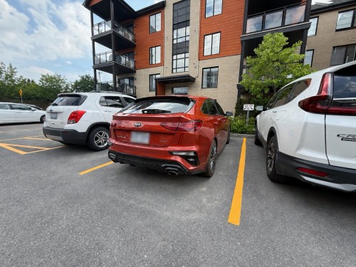 Parking - 404-3163 Boul. De La Gare, Vaudreuil-Dorion, QC 