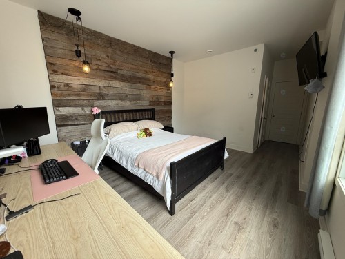 Master Bedroom - 404-3163 Boul. De La Gare, Vaudreuil-Dorion, QC 
