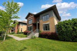 18586Z Boul. Gouin O.  Montréal (Pierrefonds-Roxboro), QC H9K 0B7