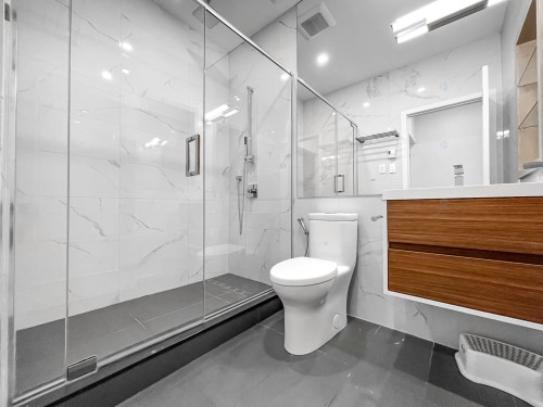 Bathroom - 3612 Av. Laval, Montréal (Le Plateau-Mont-Royal), QC 