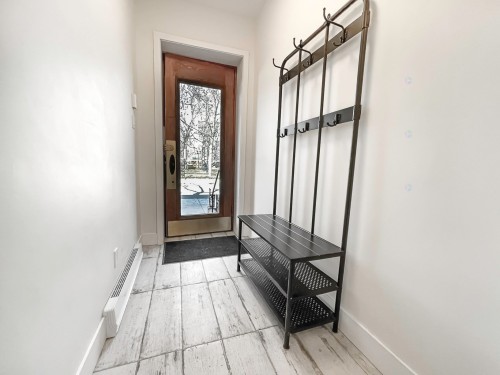 Mud Room - 3612 Av. Laval, Montréal (Le Plateau-Mont-Royal), QC 