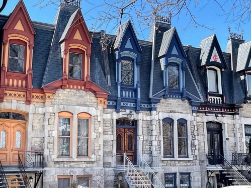 Nearby - 3612 Av. Laval, Montréal (Le Plateau-Mont-Royal), QC 