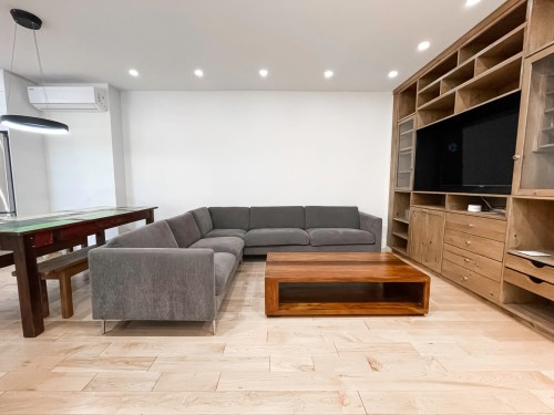 Living Room - 3612 Av. Laval, Montréal (Le Plateau-Mont-Royal), QC 