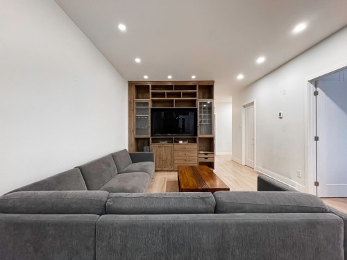 Living Room - 3612 Av. Laval, Montréal (Le Plateau-Mont-Royal), QC 