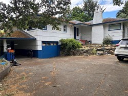 342 Foul Bay Rd Victoria, BC V8S 4G7