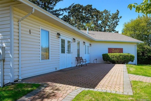 7 Eagle Lane, View Royal, BC 