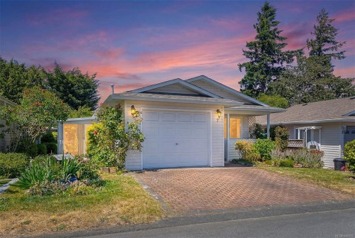 7 Eagle Lane, View Royal, BC 