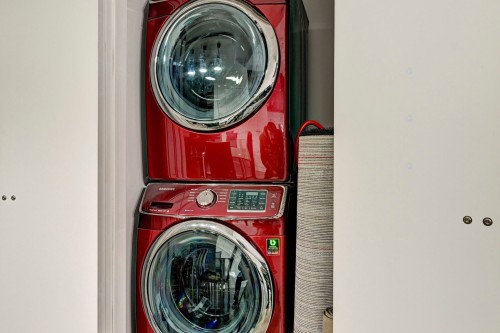 Salle de lavage - 607-4923 Rue Jean-Talon O., Montréal (Côte-Des-Neiges/Notre-Dame-De-Grâce), QC 