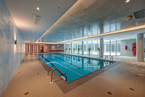 Piscine - 607-4923 Rue Jean-Talon O., Montréal (Côte-Des-Neiges/Notre-Dame-De-Grâce), QC 