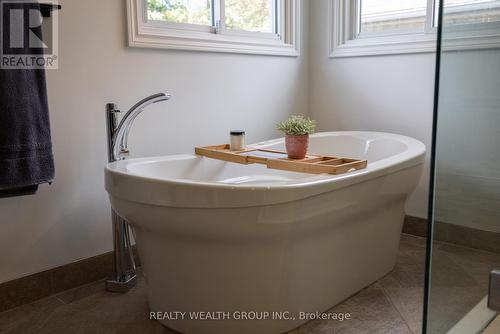 51 Haskell Crescent, Aurora, ON 