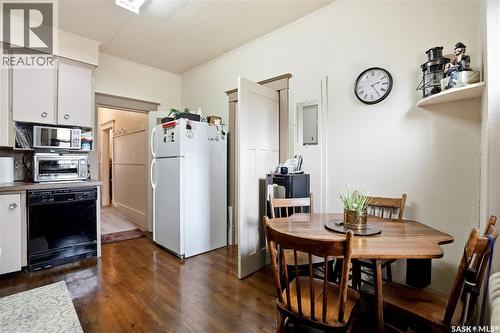 1320 Victoria Avenue, Regina, SK 