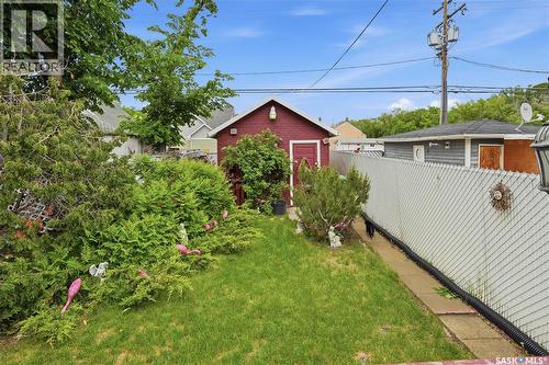 1320 Victoria Avenue, Regina, SK 