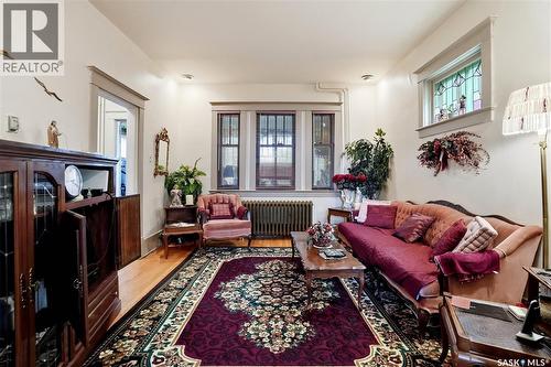 1320 Victoria Avenue, Regina, SK 