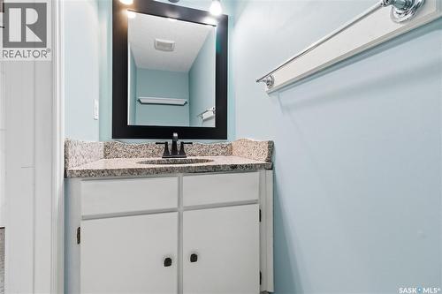 203 365 Kingsmere Boulevard, Saskatoon, SK 