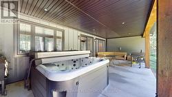 Hot Tub/Rear Covered Patio - 
