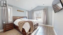 Primary Bedroom - 