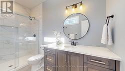 Ensuite Bath - 