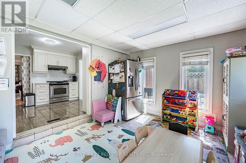 52 Newdale Place, Brampton, ON - Indoor