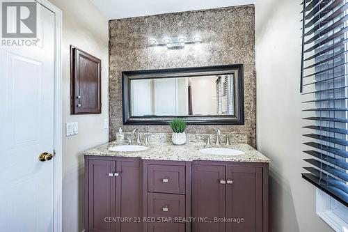 52 Newdale Place, Brampton, ON - Indoor Photo Showing Bathroom