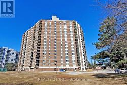 1709 - 121 TRUDELLE STREET  Toronto, ON M1J 3K4