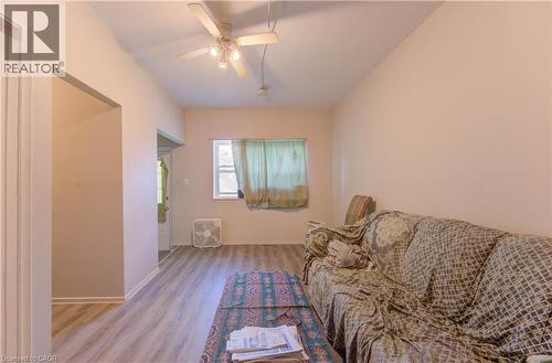 Unit 1: Living room - 233 Lancaster Street E, Kitchener, ON 