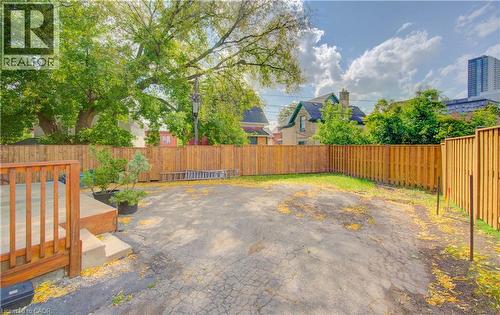 233 Lancaster Street E, Kitchener, ON 