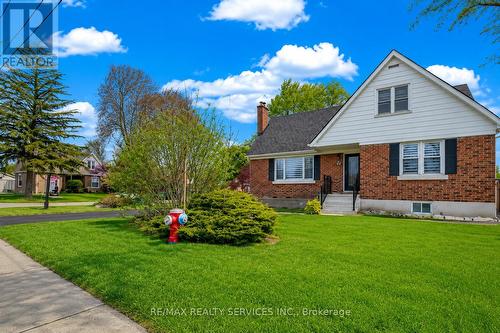 21 GREGORY STREET  Brampton, ON L6Y 1G2
