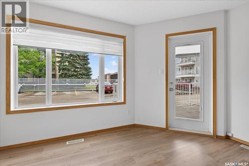 106 6 Lorne Place, Regina, SK 