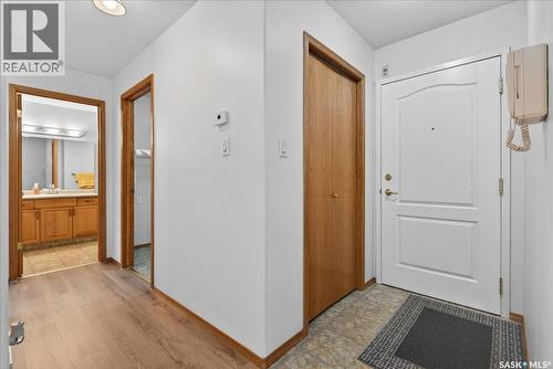 106 6 Lorne Place, Regina, SK 