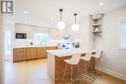 34 RAYNES CRESCENT Toronto, ON M1V 3V7