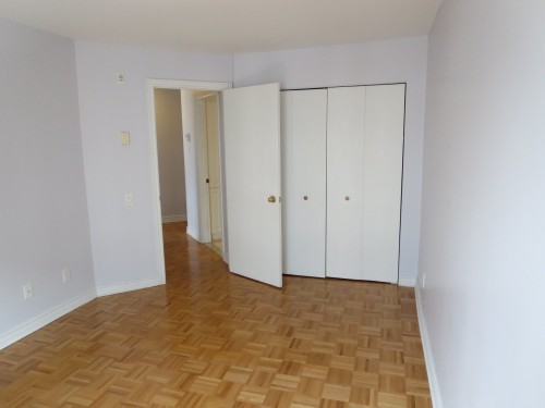 Chambre à coucher - 305-5675 Ch. De La Côte-Des-Neiges, Montréal (Côte-Des-Neiges/Notre-Dame-De-Grâce), QC 