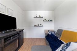 Bedroom - 