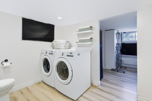 Salle de lavage - 79 Rue Venne, Saint-Jacques, QC 