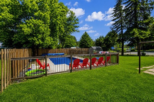 Piscine - 79 Rue Venne, Saint-Jacques, QC 