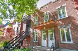 3708  - 3710 Rue de Mentana  Montréal (Le Plateau-Mont-Royal), QC H2L 3R3