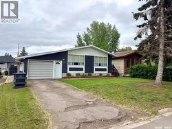 208 7th STREET E Wynyard, SK S0A 4T0
