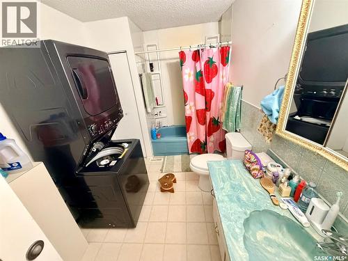 208 7Th Street E, Wynyard, SK 