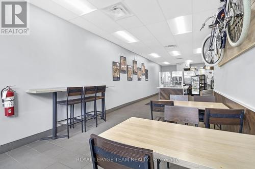 218 Laurier Avenue E, Ottawa, ON 
