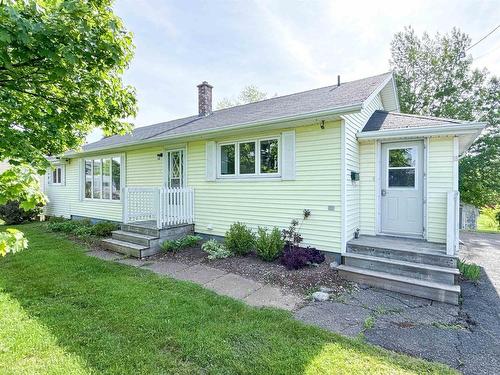 18 Laurie Drive, Charlottetown, PE 