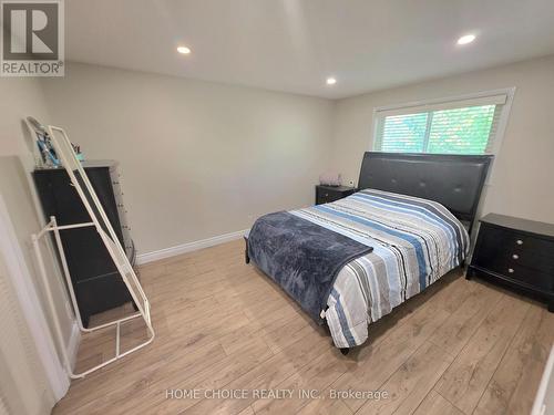130 Champlain Crescent, Kitchener, ON 
