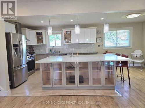 130 Champlain Crescent, Kitchener, ON 
