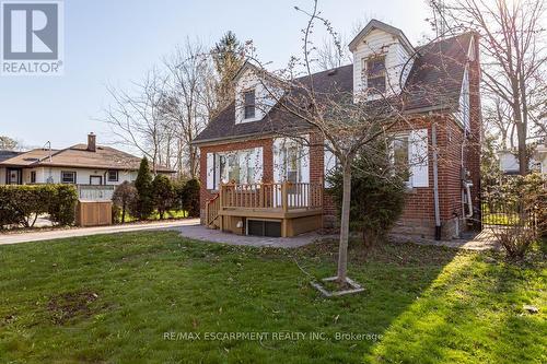 17 Thorndale Street N, Hamilton, ON 