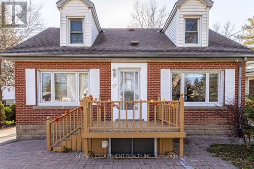 17 Thorndale Street N, Hamilton, ON 