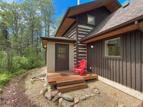 18 Kestrel Lane, Onanole, MB 