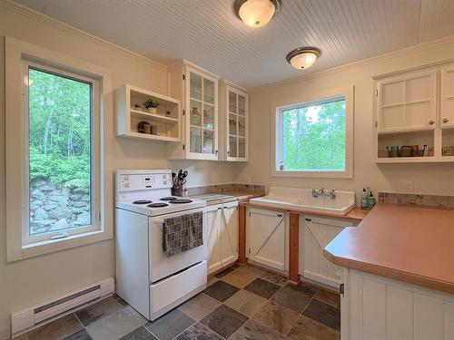 18 Kestrel Lane, Onanole, MB 