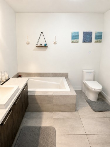 Bathroom - 304-9245 Boul. De La Grande-Allée, Mirabel, QC 