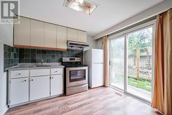 W/O BASEMENT - 239 CRESTWOOD ROAD Vaughan, ON L4J 1A8