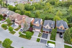 18 NANTUCKET DRIVE  Richmond Hill, ON L4E 3V1